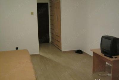 Garsonieră decomandată în Take Ionescu - 6