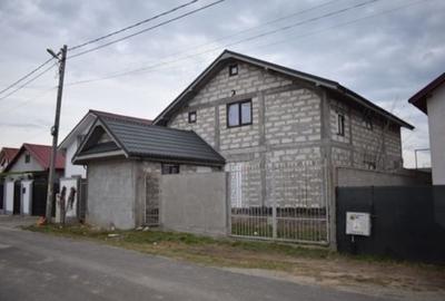 CASA LUMINA P+M 5 CAMERE 172 M² UTIL/CENTRAL/CONSTRUITĂ CU ATENTIE PROPRIETAR / - 1