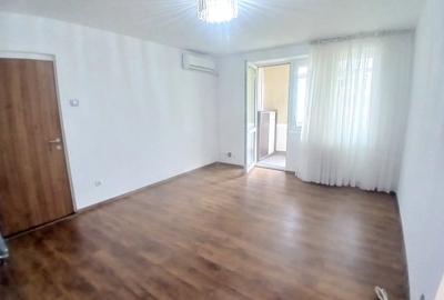 Apartament cu 3 camere semidecomandat în Vatra Luminoasă - 12