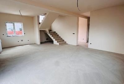 Casă individuală cu 5 camere cu Teren 476 Mp în Jucu - 3