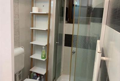 Ultra central - Bloc nou, Pers Fizica. - 1