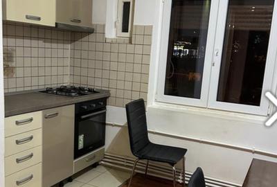 Apartament cu 2 camere decomandat în Vitan