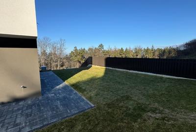 Duplex cu 5 camere cu Canalizare în Florești - 9