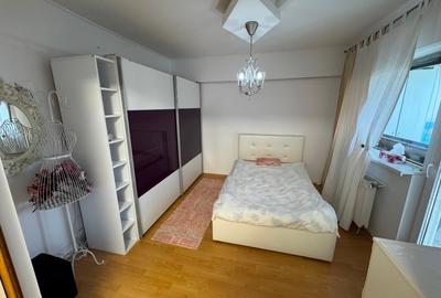 Proprietar Inchiriez apartament 4 camere de inchiriat - 2