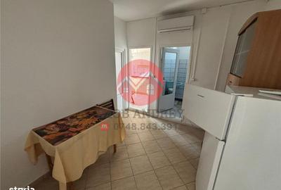 Apartament cu 3 camere decomandat în Central - 1
