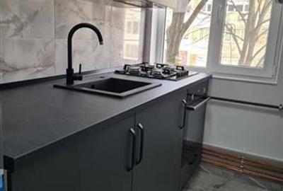 Apartament cu 3 camere semidecomandat, mobilat în Dacia - 9
