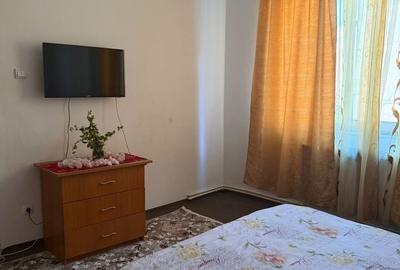 Garsonieră decomandată în Central - 7