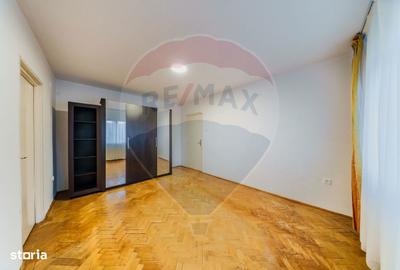 Apartament cu 2 camere, mobilat în Central - 12