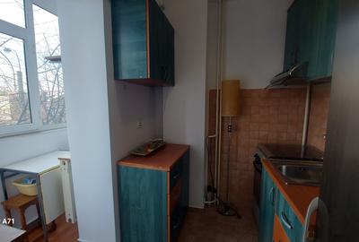 Panduri- garsoniera cocheta la cinci minute de metrou!! - 39