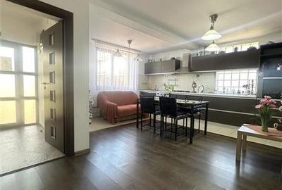 Hotel/Pensiune, de 37.14289855957 mp, în Central - 8