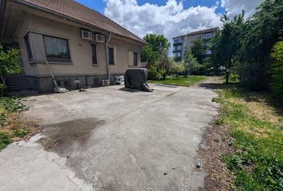 Casă individuală cu 7 camere cu Canalizare în Lipovei - 6