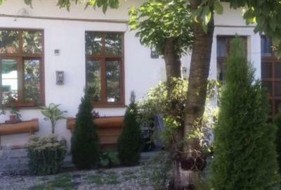 Casă cu 2 camere cu Canalizare în Mărăști