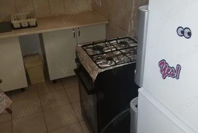 Inchiriez apartament doua camere semidecomandat - 3