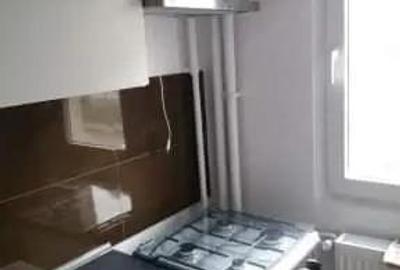 Apartament cu 3 camere semidecomandat, mobilat în Craiovița Nouă - 5