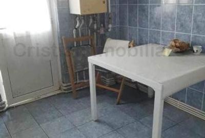 Apartament cu 3 camere semidecomandat în Gării - 7