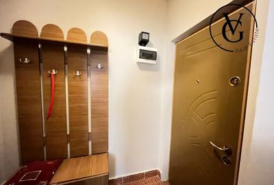 Apartament cu 3 camere nedecomandat, mobilat în 13 Septembrie - 11