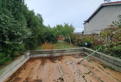 Casa renovabila cu teren mare central Techirghiol - 9