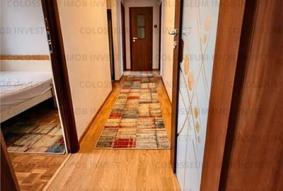 Apartament cu 4 camere decomandat în Centrul Civic - 8