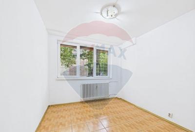 Apartament cu 4 camere decomandat în Apusului - 4