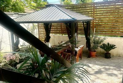 Apartament cu 4 camere decomandat, mobilat în Băneasa - 16