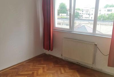 Apartament cu 2 camere semidecomandat în Cornișa - 2