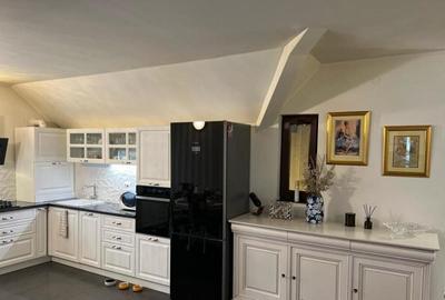 Apartament cu 4 camere semidecomandat în Unirii - 5