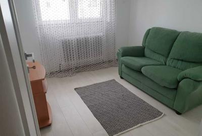Apartament cu 3 camere semidecomandat în Decebal - 4