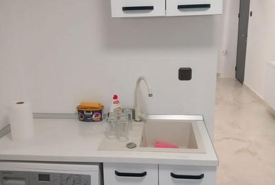 Apartament cu 3 camere decomandat în Central - 2