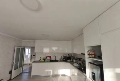 Casă cu 4 camere cu Teren 1500 Mp în Vicovu de Sus - 17