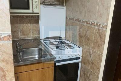 Garsoniera? Uzina 2, Bras?ov - 3