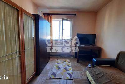 Apartament cu 2 camere semidecomandat în Micro 6 - 5