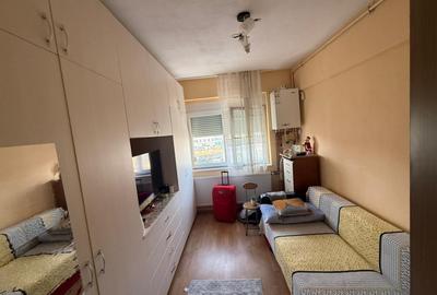 Garsoniera de vanzare  compacta si utilata Str Otelarilor - 1