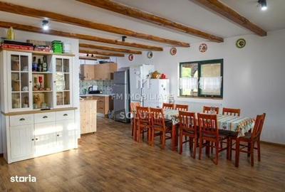 Casă cu 5 camere decomandat cu Teren 3570 Mp în Desești - 4