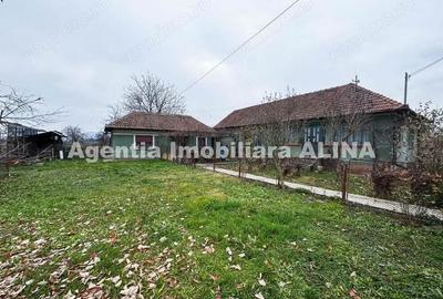 Casa si teren 3.851mp in Satul Soimus din Comuna Soimus, Jud. Hunedoara. - 3