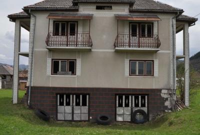 Casă cu 4 camere în Petrova - 3