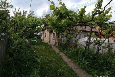 Casă cu 2 camere cu Teren 700 Mp în Câmpina - 1