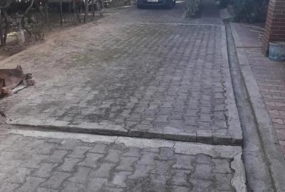 Vand teren + casa - loc ideal pentru locuit sau investi?ie - 8