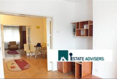 Apartament cu 5 camere în Universitate - 1