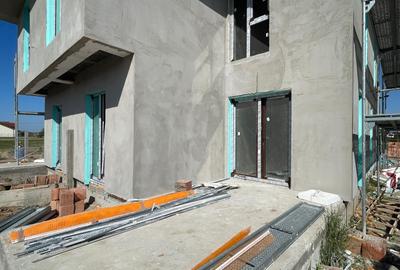 Duplex cu 4 camere cu Teren 250 Mp în Moșnița Nouă - 2