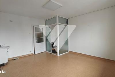 Spațiu comercial, de 50 mp, în Hipodrom 2 - 12