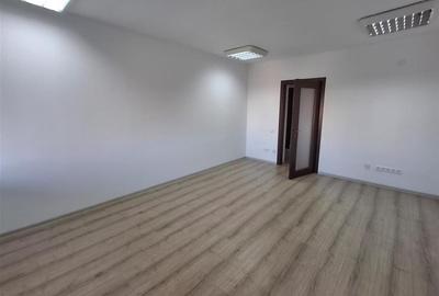 Birou, de 108 mp, în Sub Arini - 1