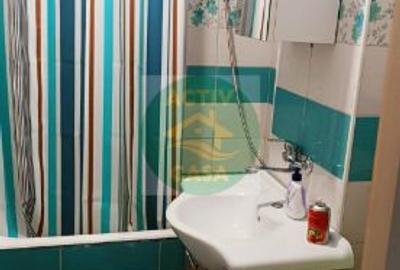 Apartament 3 camere, decomandat, - 3