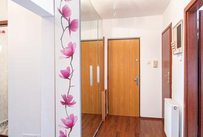 Ap. 3 camere mobilate cu centrala proprie si vedere neobstructionata Ap. 3 camere mobilate cu centrala proprie si vedere neobstructionata - 3