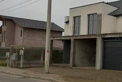 Casă cu Teren 291 Mp în Central - 3