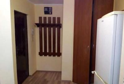 Apartament cu 2 camere decomandat în Nufărul - 10