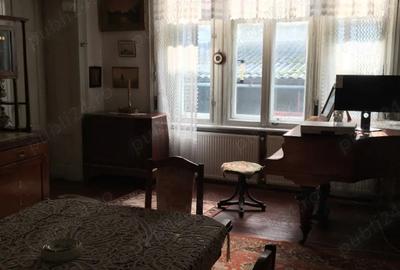 Casă cu 4 camere în Central - 5