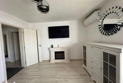 Apartament cu 3 camere, mobilat în Sud - 1