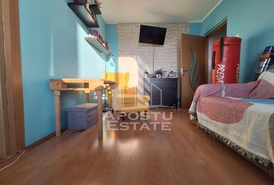 Apartament cu 2 camere semidecomandat, mobilat în Aurel Vlaicu - 1
