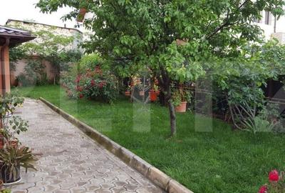 Vila cu 11 camere, 450 mp, teren cu 620 mp, 2 locuri de parcare cu garaj - 5