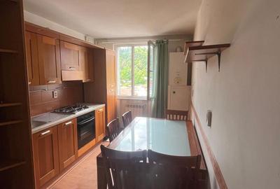 Apartament cu 3 camere decomandat în Tomești - 3